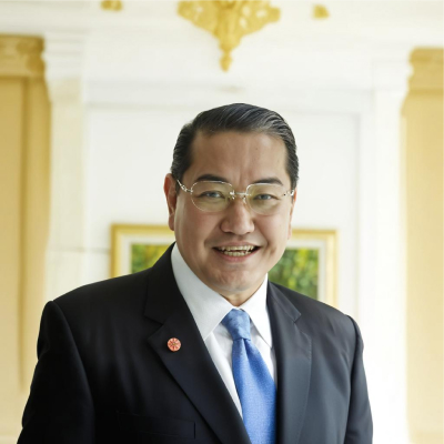 สุรเกียรติ์ สathiratthai