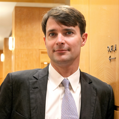 Dennis Lynch