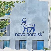 Hvad ligger bag Novo Nordisk-aktiens seneste kursfald i dag