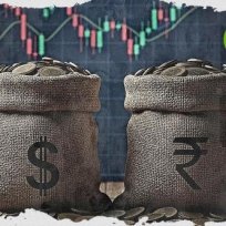 आज अमेरिकी डॉलर बनाम भारतीय रुपया की कीमत में हालिया बढ़त के पीछे क्या कारण है