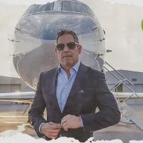 Människor står inför valet mellan ett företag med 1 miljon USD i vinst eller en engångsinvestering, säger Grant Cardone