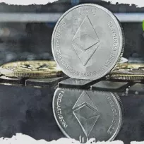 Heavy liquidations weigh on Ethereum while Charles Hoskinson shares positive ecosystem push