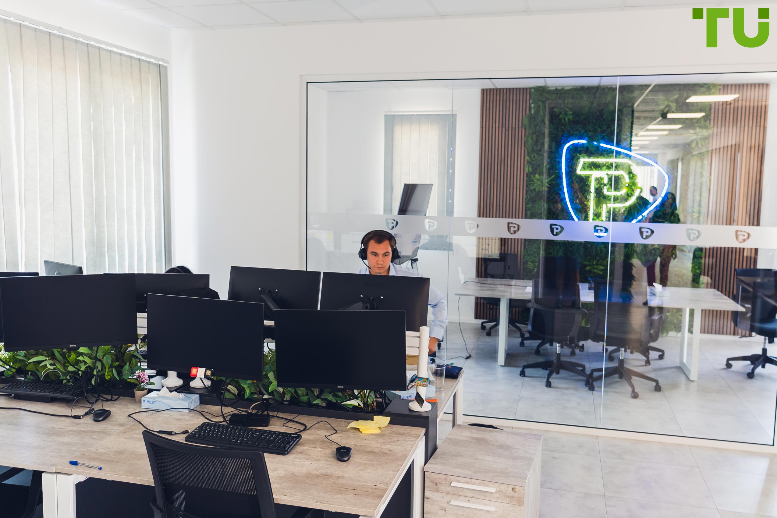 Pepperstone Office