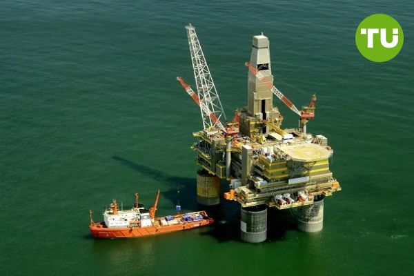 WTI-oljepriset stiger över 71 dollar när OPEC+ behåller produktionsminskningar till årsskiftet WTI-oljepriset stiger över 71 dollar när OPEC+ behåller produktionsminskningar till årsskiftet