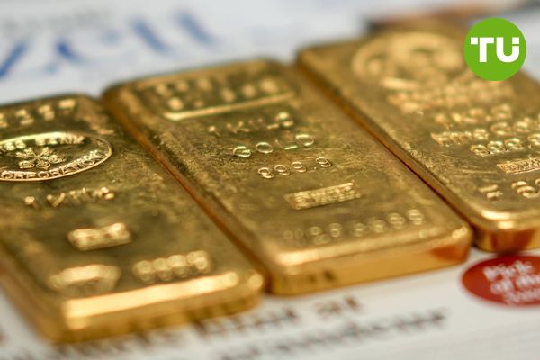 CFTC data shows declining gold speculation as prices hold at $2,740