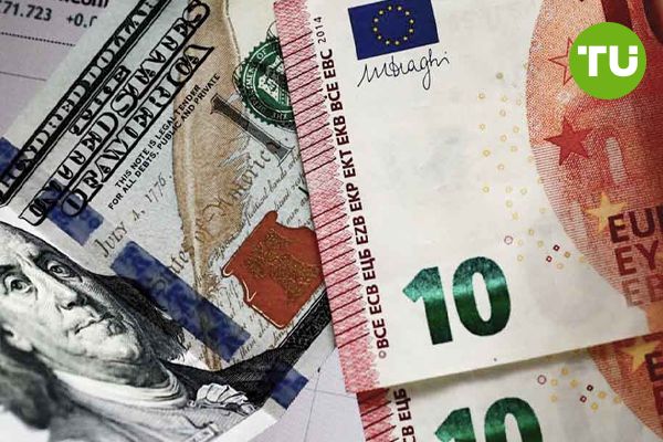 EUR/USD price falls below 200-day EMA on Trump trade policies EUR/USD price falls below 200-day EMA on Trump trade policies