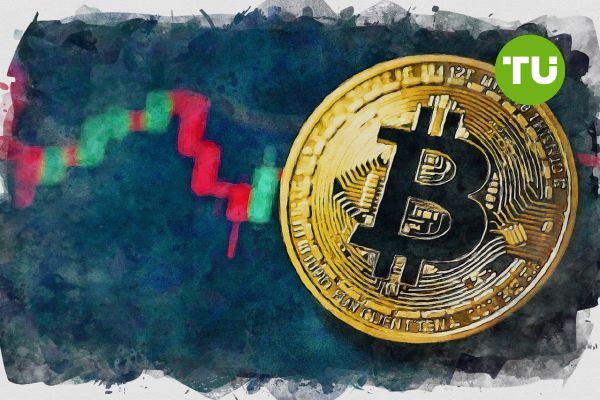 Bitcoin price recovery continues from four-week low as price holds above EMA cluster