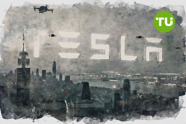 Tesla-aksjen hopper til $ 322 når de politiske skyene klarner og robotaxi-lanseringen nærmer seg