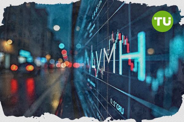 LVMH stock consolidates at €472 as retail growth slows in key markets
