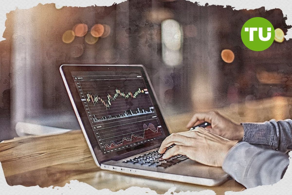 AAPL is rising amid earnings strength and risk appetite
