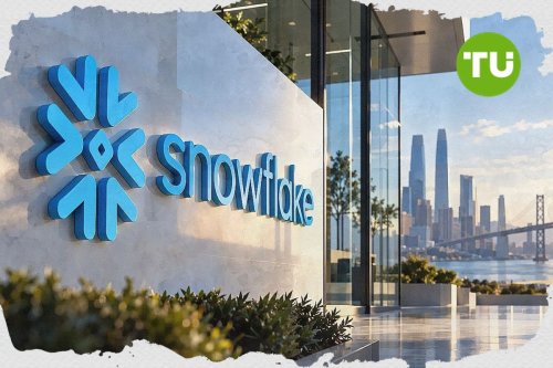 Snowflake plans $3.5B convertible notes: Can SNOW hold $318 support?