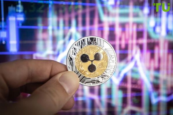 Experts advise investors to keep a close eye on XRP movements