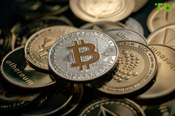 Bitcoin faces market turbulence amidst macro data and institutional shifts Bitcoin faces market turbulence amidst macro data and institutional shifts